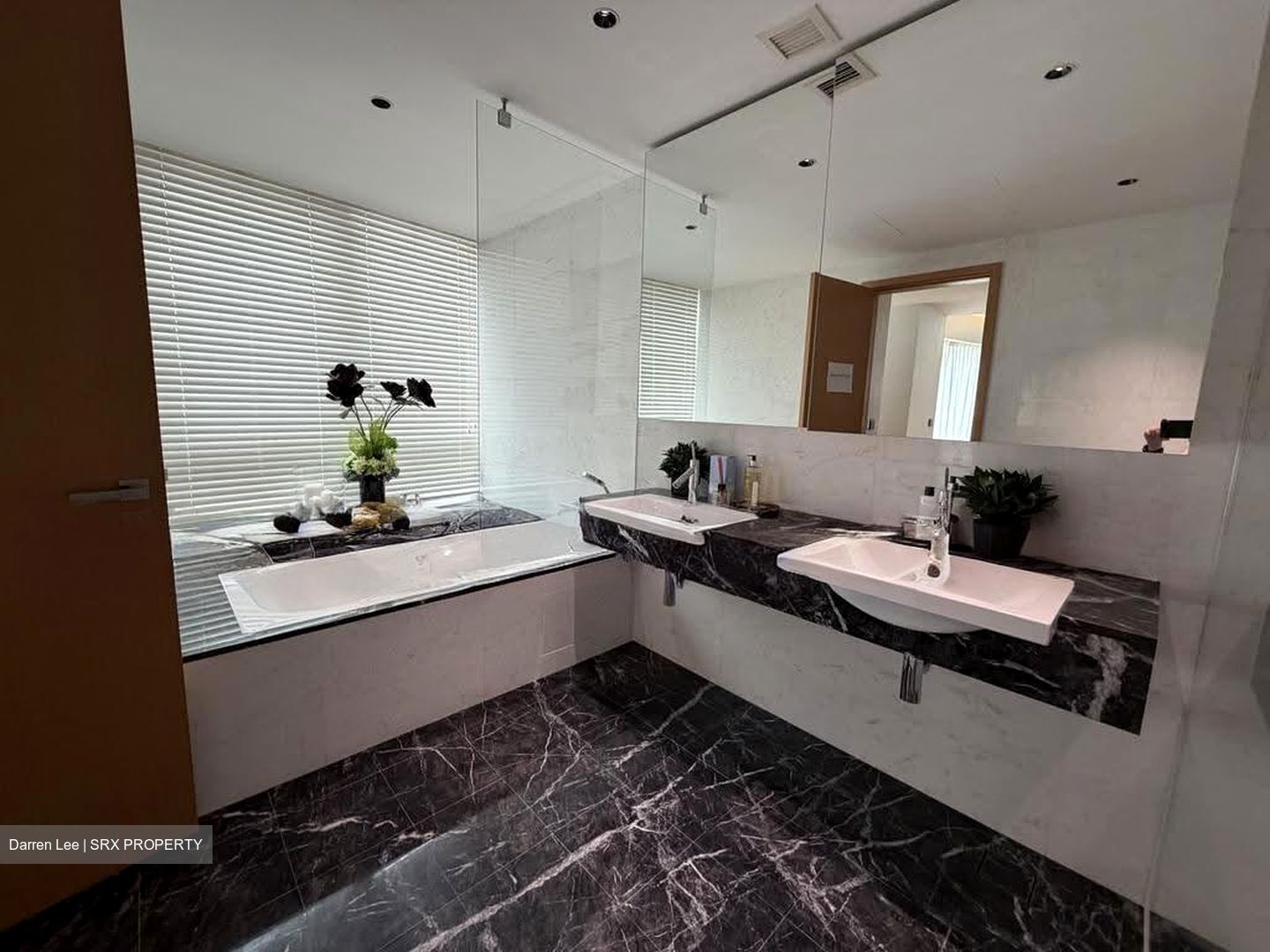 One Shenton (D1), Apartment #635451461